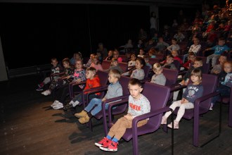 Spektakl teatralny 'Baśń o zaklętym kaczorze'