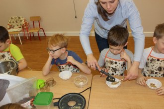 Warsztaty kulinarno-sensoryczne 'Dzieciaki Zdrowo Smakują'