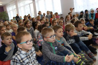 Przedstawienie zimowe i spotkanie ze św.  Mikołajem